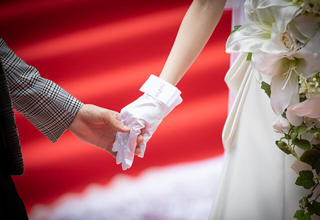 婚活でご成婚されたカップル年間1,500組に結婚式場をご紹介