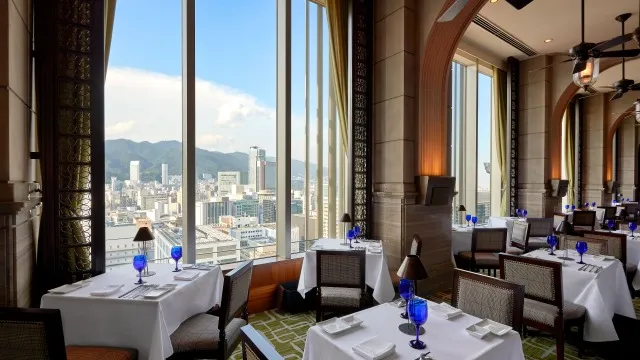 オリエンタルホテル神戸　メインダイニング画像1